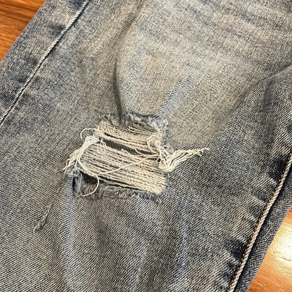 Jeans - Picture 4 of 5